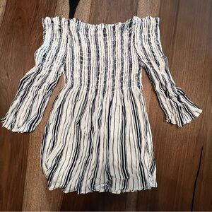 ⛱️Guilty - Black & White Stripe Off-the-Shoulder Top - M